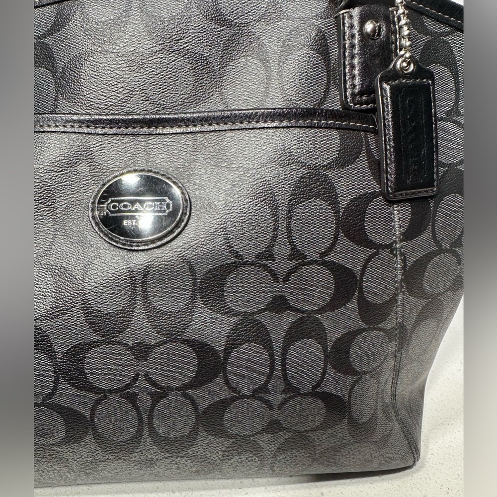 Coach Peyton Signature Black And Gray Bag Tote Crossbody Shoulder - Picture 6 of 8